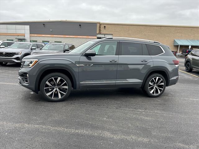 new 2025 Volkswagen Atlas car, priced at $52,675