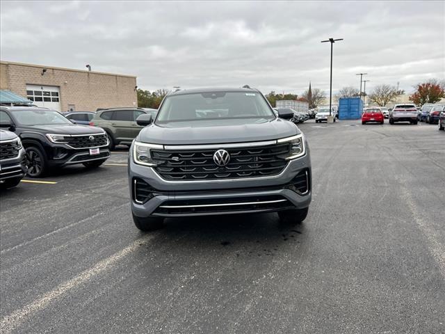 new 2025 Volkswagen Atlas car, priced at $52,675