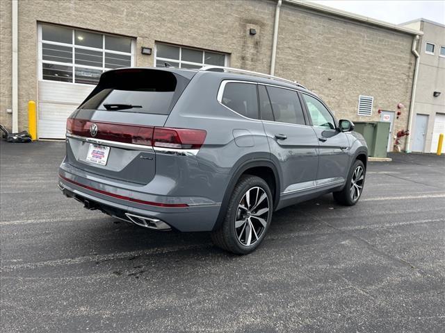 new 2025 Volkswagen Atlas car, priced at $52,675