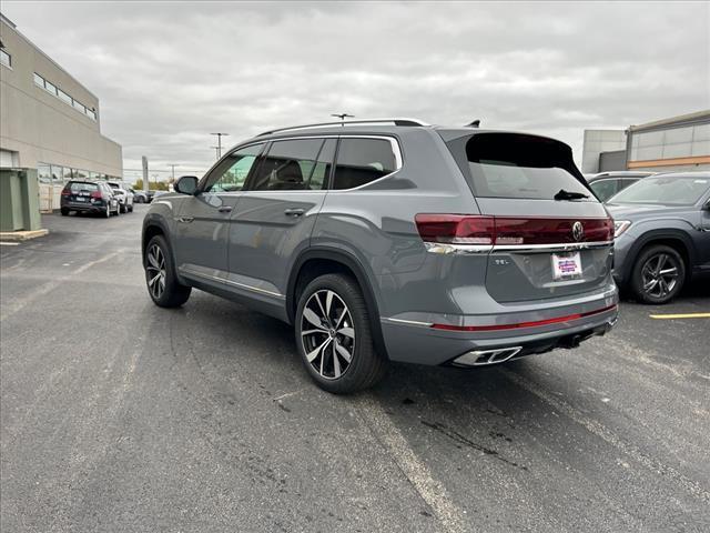 new 2025 Volkswagen Atlas car, priced at $52,675