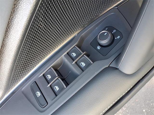 new 2025 Volkswagen Tiguan car, priced at $34,520