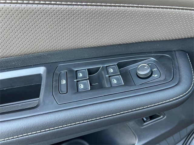 new 2025 Volkswagen Atlas car, priced at $46,607