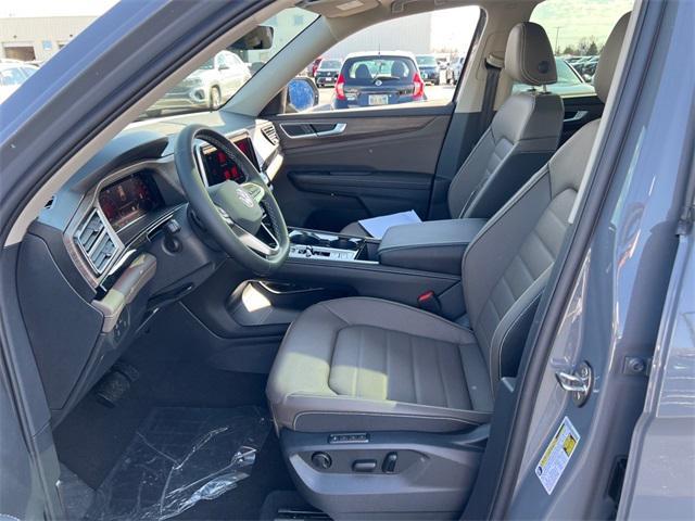 new 2025 Volkswagen Atlas car, priced at $46,607