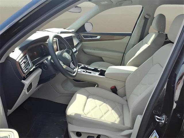 new 2026 Volkswagen Atlas car, priced at $45,990