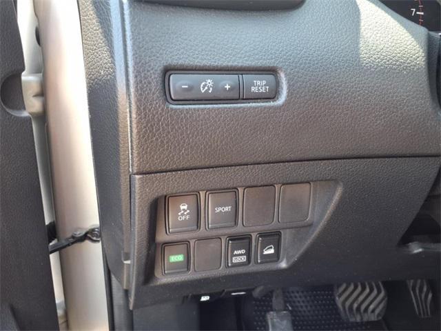used 2015 Nissan Rogue car, priced at $8,900