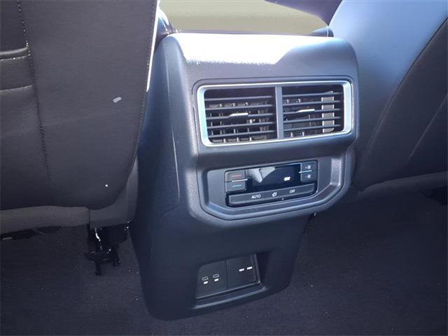 new 2026 Volkswagen Atlas car, priced at $47,418