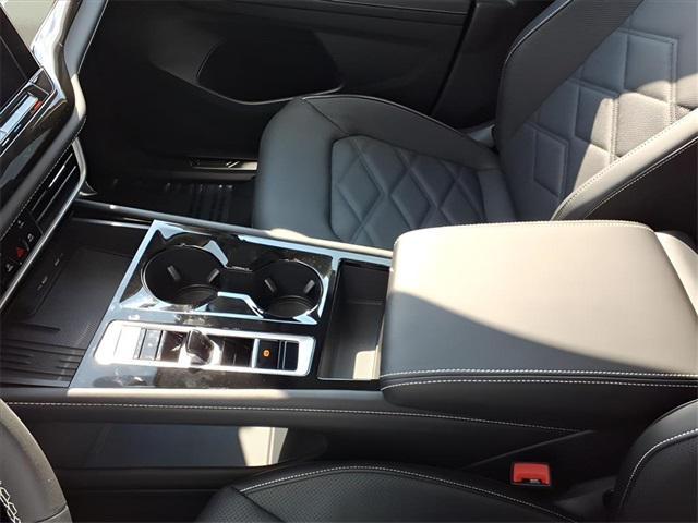 new 2026 Volkswagen Atlas car, priced at $46,808