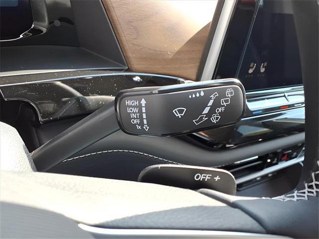 new 2026 Volkswagen Atlas car, priced at $46,808