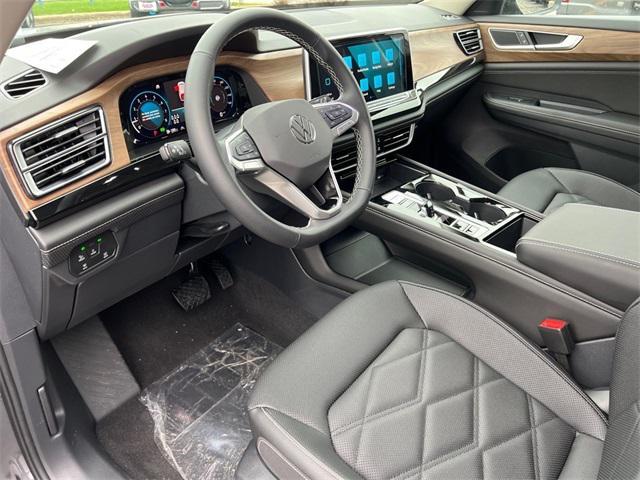 new 2025 Volkswagen Atlas car, priced at $42,463
