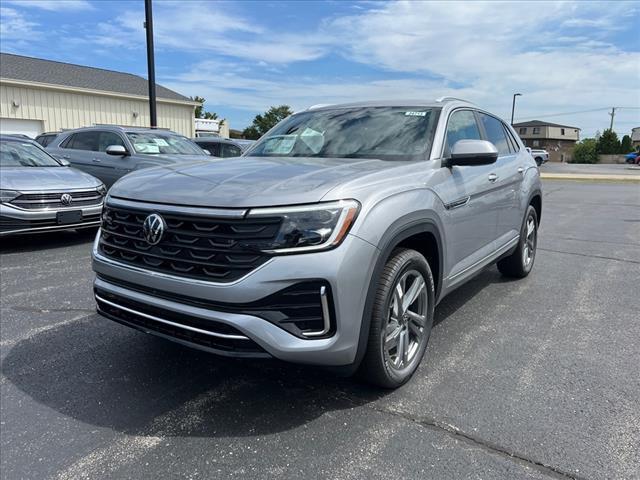 new 2024 Volkswagen Atlas Cross Sport car, priced at $43,887