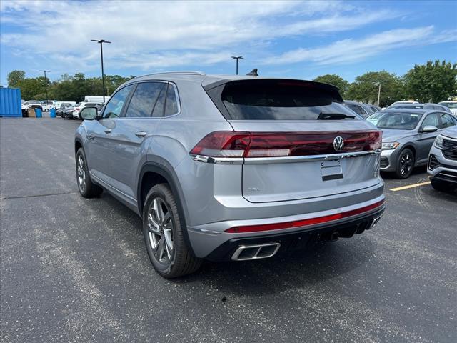 new 2024 Volkswagen Atlas Cross Sport car, priced at $43,887