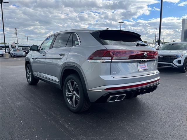 new 2024 Volkswagen Atlas Cross Sport car, priced at $43,742