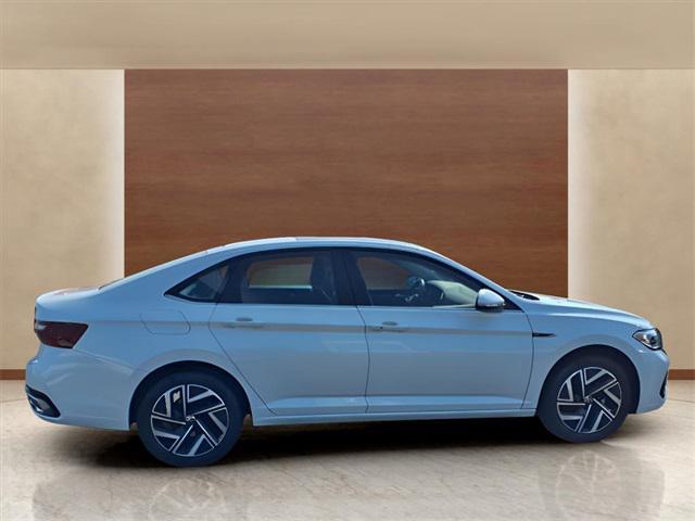used 2024 Volkswagen Jetta car, priced at $25,600