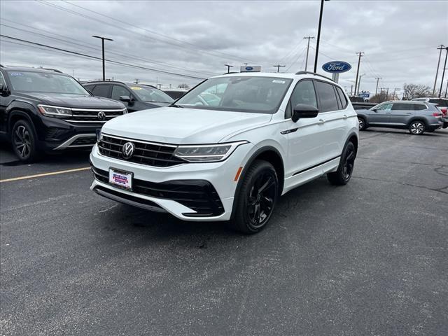 new 2024 Volkswagen Tiguan car, priced at $33,858