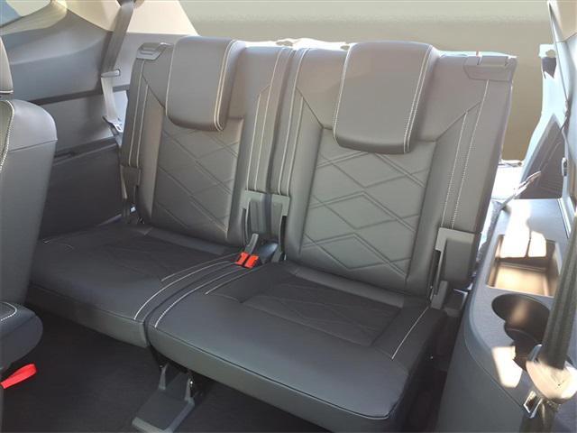 new 2026 Volkswagen Atlas car, priced at $46,088