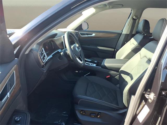 new 2026 Volkswagen Atlas car, priced at $46,088