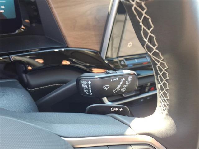 new 2026 Volkswagen Atlas car, priced at $46,088