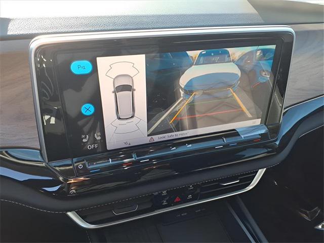 new 2026 Volkswagen Atlas car, priced at $46,088