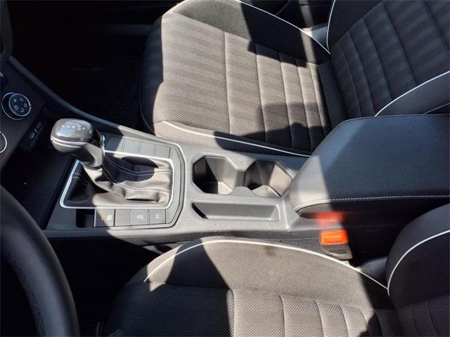 used 2024 Volkswagen Jetta car, priced at $22,200