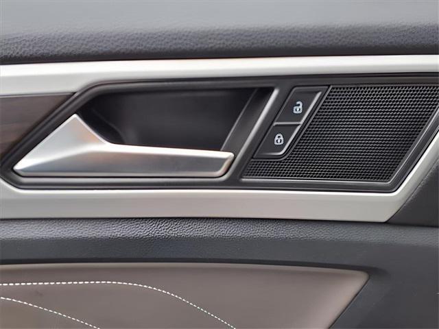 used 2023 Volkswagen Atlas car, priced at $31,600