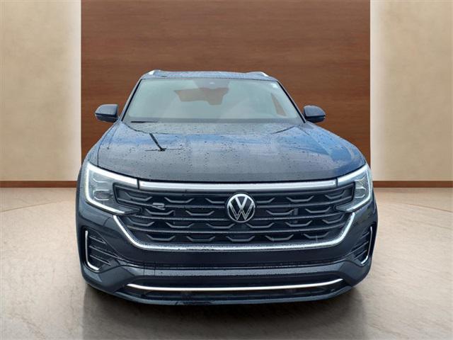 used 2024 Volkswagen Atlas Cross Sport car, priced at $40,400