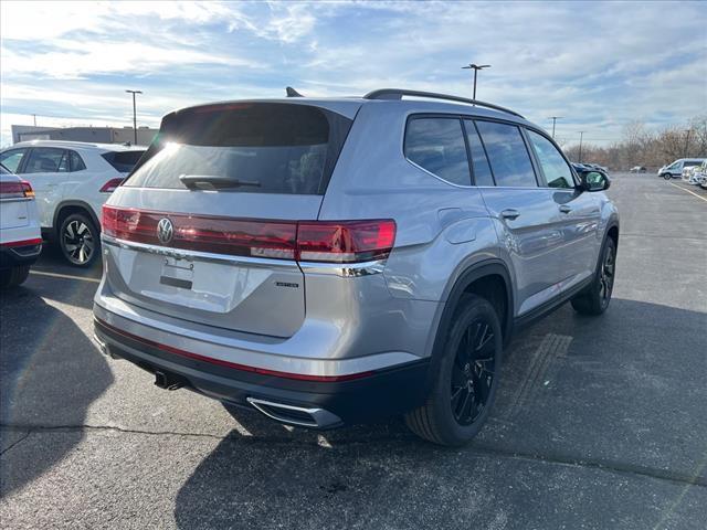 new 2025 Volkswagen Atlas car, priced at $45,073