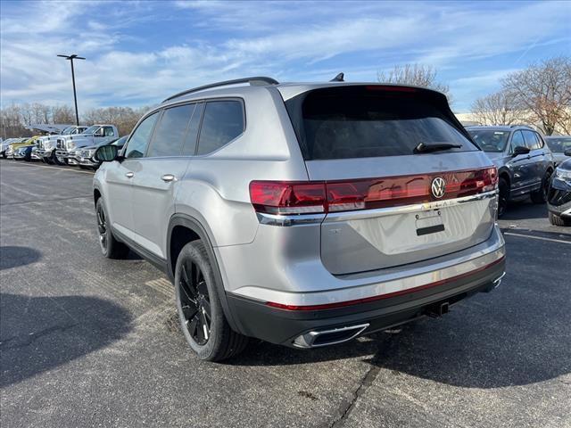 new 2025 Volkswagen Atlas car, priced at $45,073