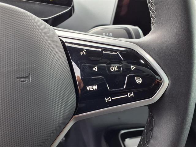 new 2025 Volkswagen ID.4 car, priced at $59,461