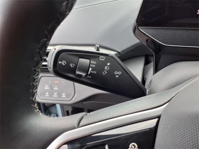 new 2025 Volkswagen ID.4 car, priced at $59,461