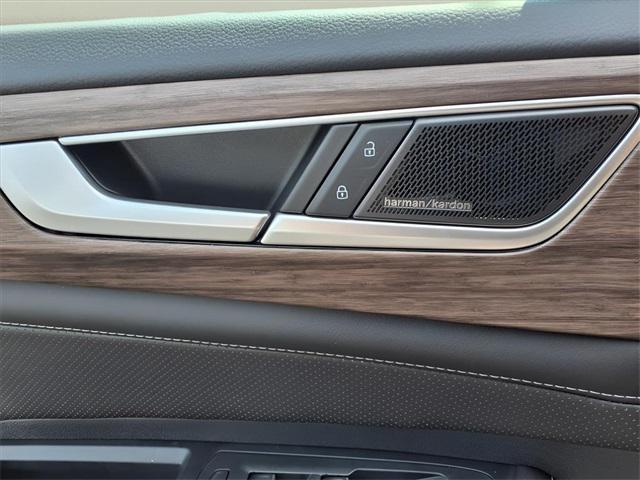 new 2025 Volkswagen Atlas car, priced at $47,888