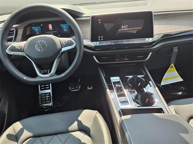new 2025 Volkswagen Atlas car, priced at $47,888