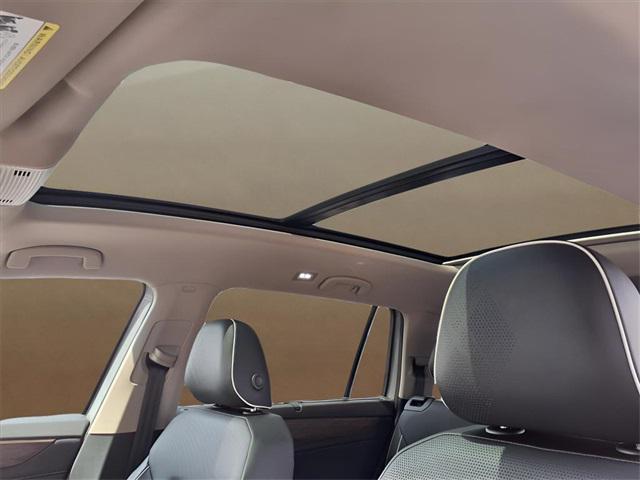 new 2025 Volkswagen Atlas car, priced at $47,888