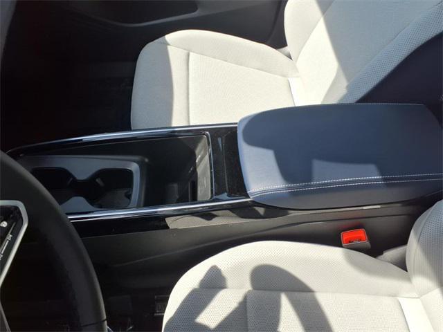 new 2025 Volkswagen ID.4 car, priced at $52,528