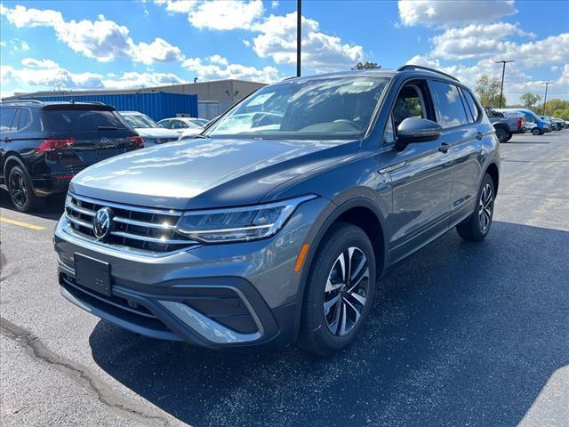 new 2024 Volkswagen Tiguan car, priced at $27,392