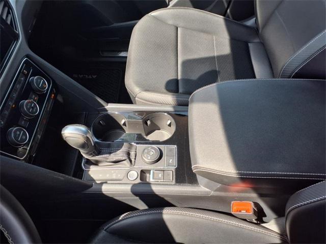 used 2022 Volkswagen Atlas Cross Sport car, priced at $28,700