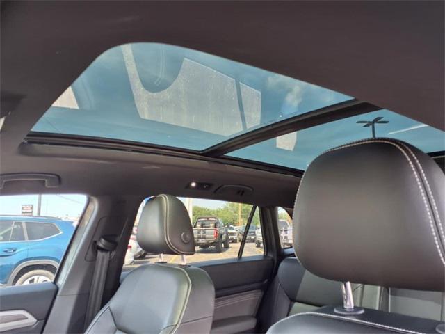 used 2022 Volkswagen Atlas Cross Sport car, priced at $28,700