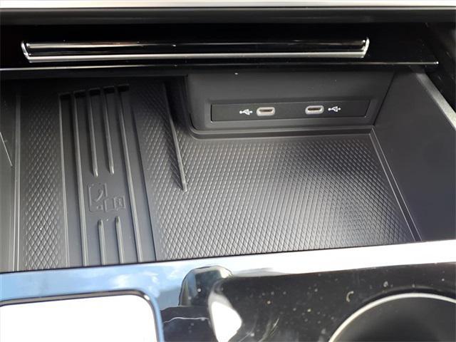 new 2026 Volkswagen Atlas car, priced at $45,927