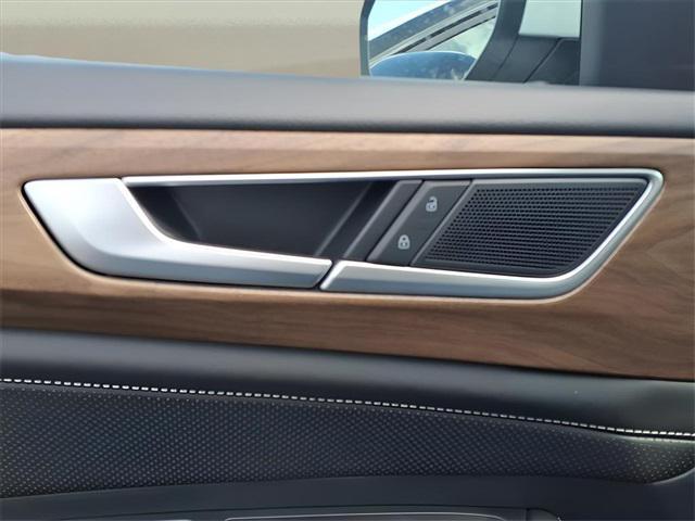 new 2026 Volkswagen Atlas car, priced at $45,927