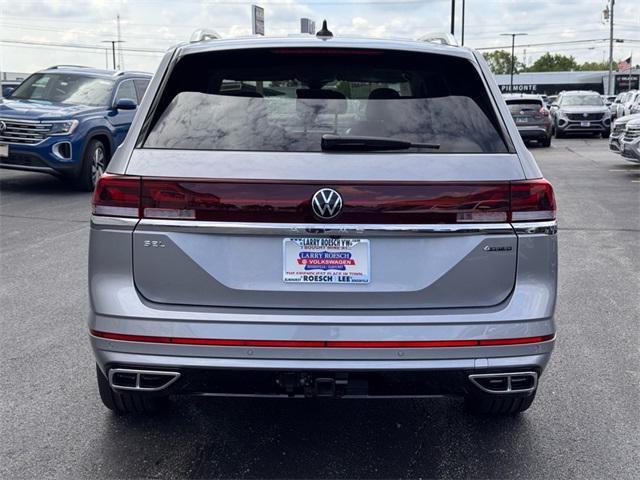 new 2025 Volkswagen Atlas car, priced at $51,238