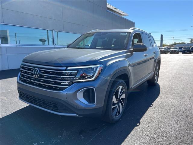 new 2024 Volkswagen Atlas car, priced at $43,252