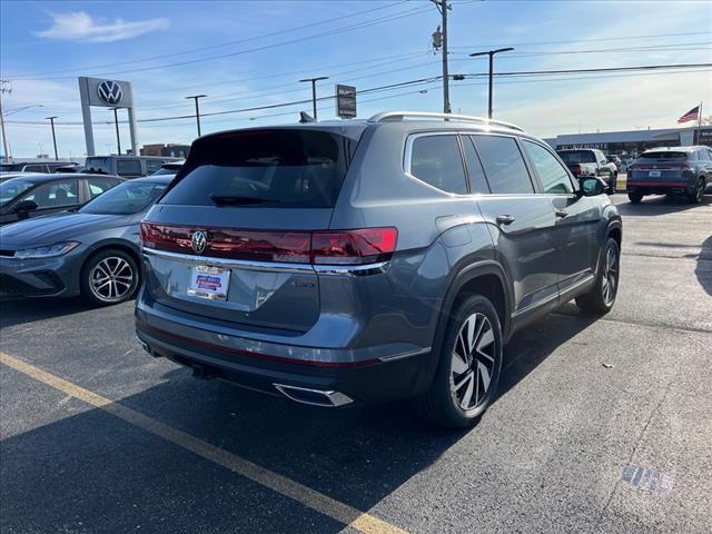 new 2024 Volkswagen Atlas car, priced at $43,111