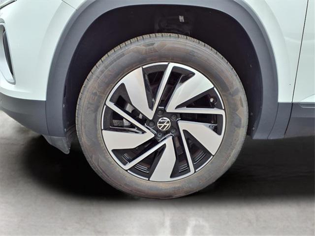 used 2024 Volkswagen Atlas car, priced at $36,700
