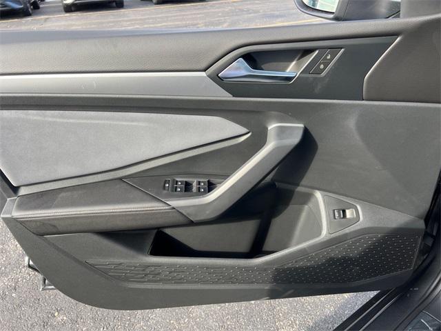 new 2025 Volkswagen Jetta car, priced at $27,546