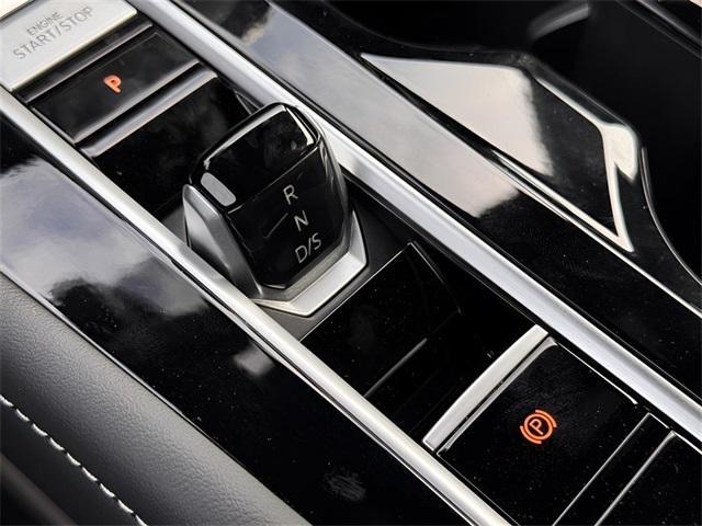 new 2025 Volkswagen Atlas Cross Sport car, priced at $40,004