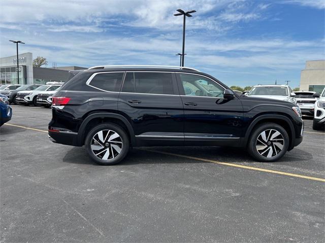 new 2025 Volkswagen Atlas car, priced at $48,670