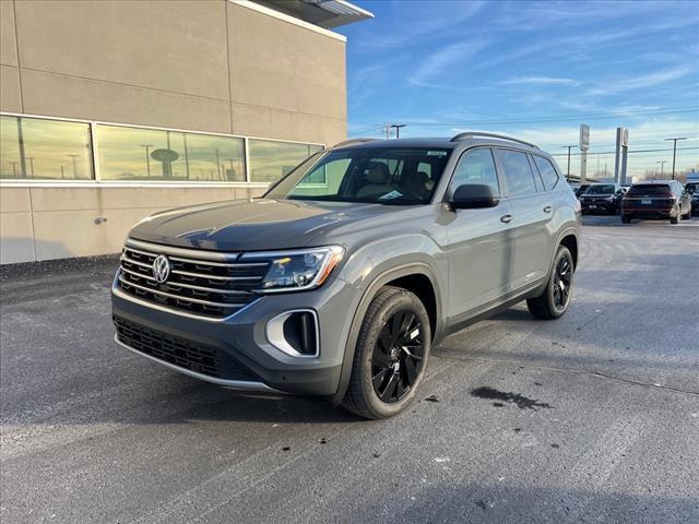 new 2025 Volkswagen Atlas car, priced at $44,778