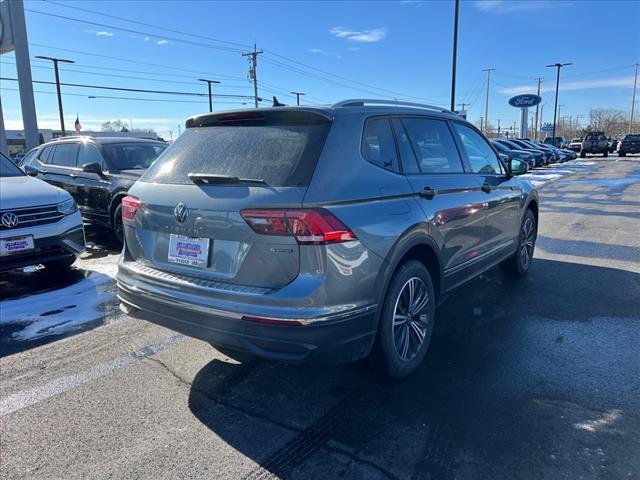 new 2024 Volkswagen Tiguan car, priced at $31,040