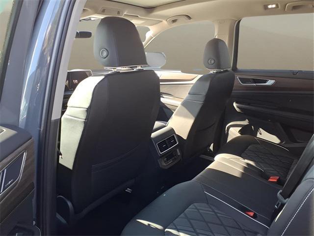 new 2026 Volkswagen Atlas car, priced at $54,118