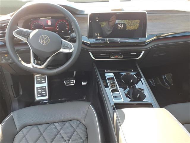 new 2026 Volkswagen Atlas car, priced at $54,118