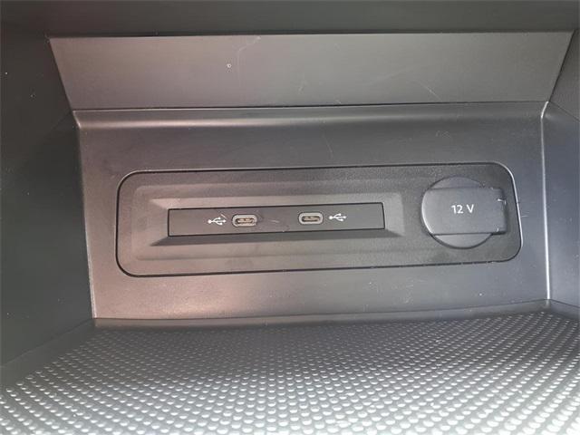 used 2022 Volkswagen Atlas car, priced at $27,500